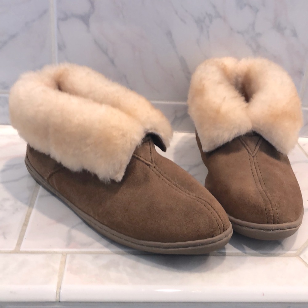 Minnetonka suede shearling slippers
